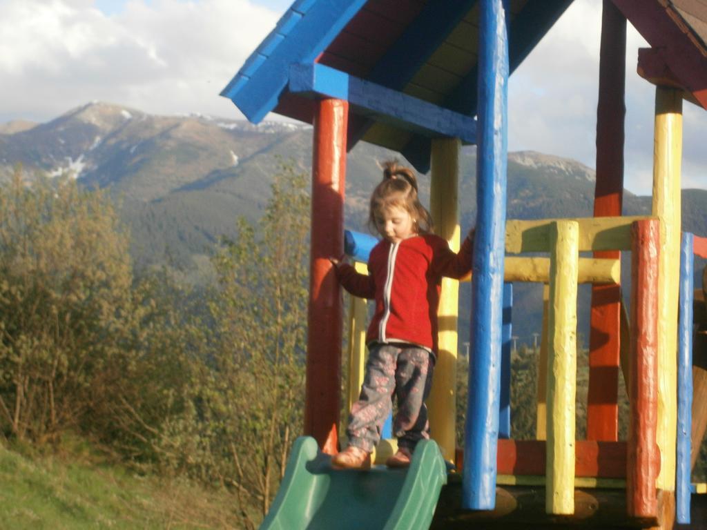 Apartmán Dom Na Okraji Obce - Privat Siskovci Habovka Exteriér fotografie